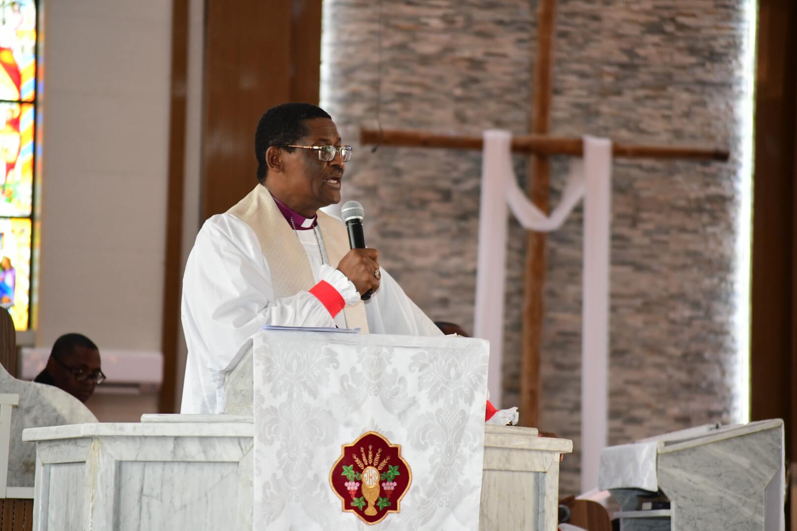PALM SUNDAY: PRIMATE NDUKUBA ENJOINS CHRISTIANS TO REMAIN CALM AND SEEK GOD